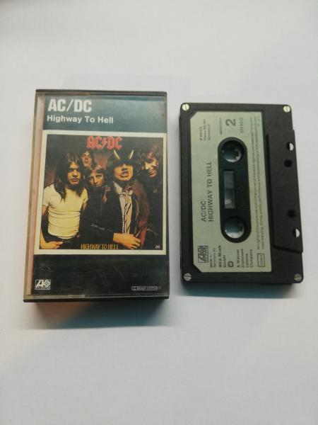 AC/DC Highway to Hell 4-fach Silber geschraubt Schwarz mit Silbernen Aufkleber Atlantic Records K 450628