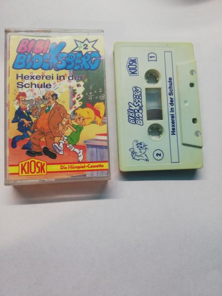 Bibi Blocksberg Folge 2 Hexerei in der Schule Weiß mit Blauen Druck 4.27602(Rot Gelbes Kiosk Cover)