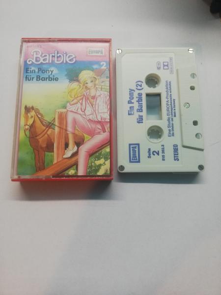 Barbie Folge 2 Ein Pony für Barbie 5-fach Silber geschraubt Weiß mit Blauen Druck 515262.3 Europa Innencover beschrieben