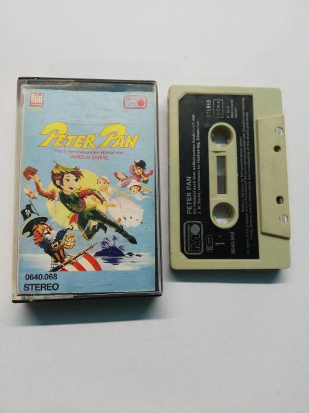 Peter Pan Grau mit Schwarzen Aufkleber 0640.068 Bild am Sonntag Metronome
