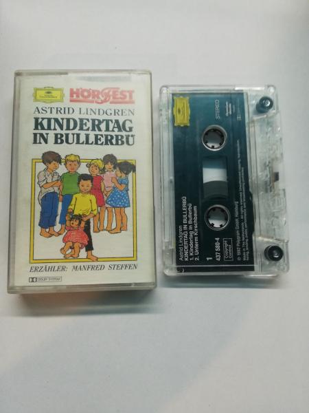 Kindertag in Bullerbü Transparent mit Weißen Druck 437580-4 Deutsche Grammophon Innencover beschrieben