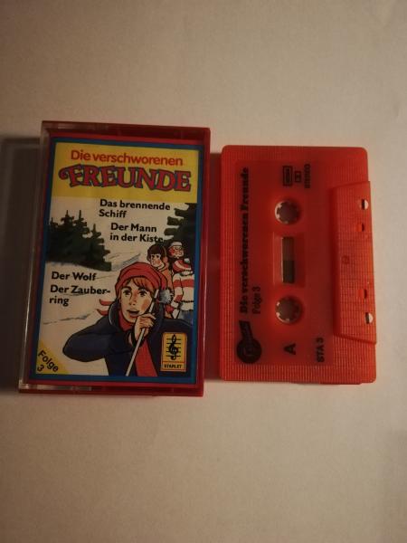 Die verschworenen Freunde Folge 3 Das brennende Schiff/Der Mann in der Kiste/Der Wolf/Der Zauberring Rot mit Blauen Druck Druck STA3