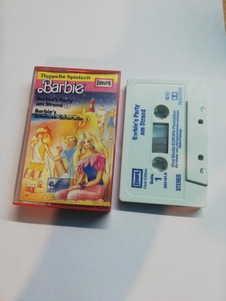 Barbie Doppelte Spielzeit 5/6 Barbie`s Party am Strand/Barbie`s Schmuck-Schatulle Weiß mit Blauen Druck 10190 7/580151.6 Club Edition Europa