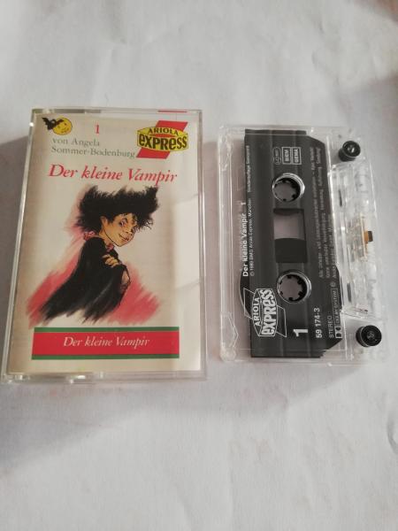 Der kleine Vampir Folge 1 Der kleine Vampir Transparent mit Weißen Druck 59174-3 Ariola Express
