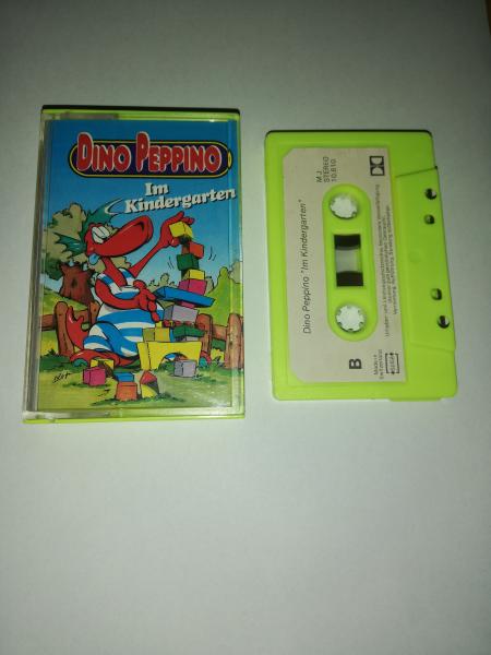 Dino Peppino im Kindergarten/Auf dem Bauernhof Neongelb mit Weißen Aufkleber MJ10610 Suisa