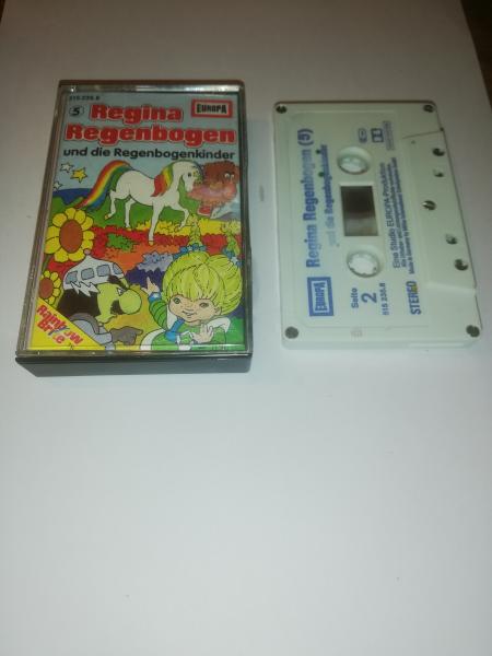 Regina Regenbogen Folge 5 und die Regenbogenkinder 5-fach Silber geschraubt Weiß Blau 515235.6 Europa(Innencover minimal beschrieben+leichte Verblassung der Schrift auf Seite 2 der MC)