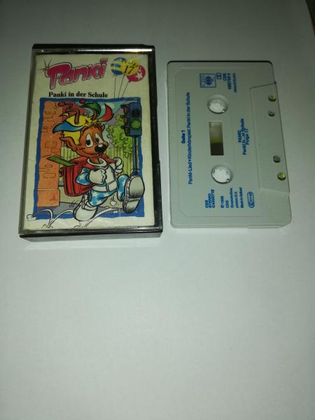 Panki Folge 17 Panki in der Schule Grau mit Blauen Druck 460766-4 CBS(Innencover minimal eingerissen)