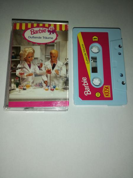 Barbie Folge 19 Duftende Träume Weiß mit Pinken Aufkleber Kiosk 4.27219(Innencover minimal beschrieben)