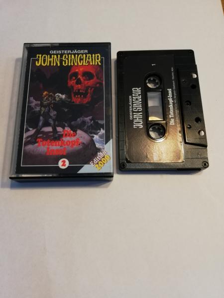 Geisterjäger John Sinclair Black Edition Folge 2 Die Totenkopfinsel 5-fach Schwarz geschraubt Schwarz mit Weißen Druck Edition 2000 MC 1101 SPV