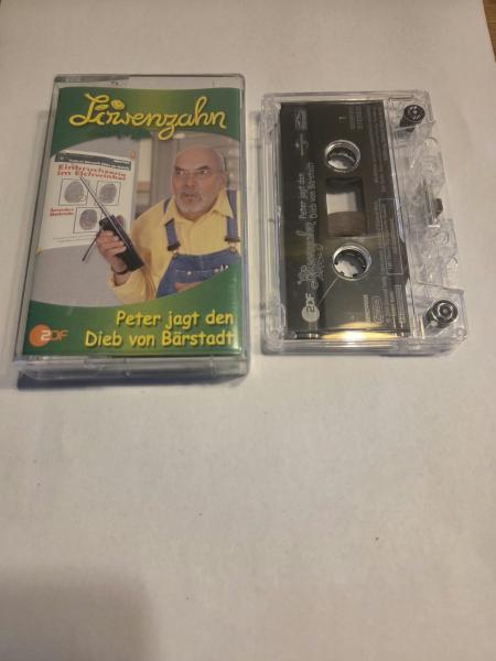 Löwenzahn Peter jagt den Dieb von Bärstadt Transparent mit Weißen Druck 060249816551 Karussell
