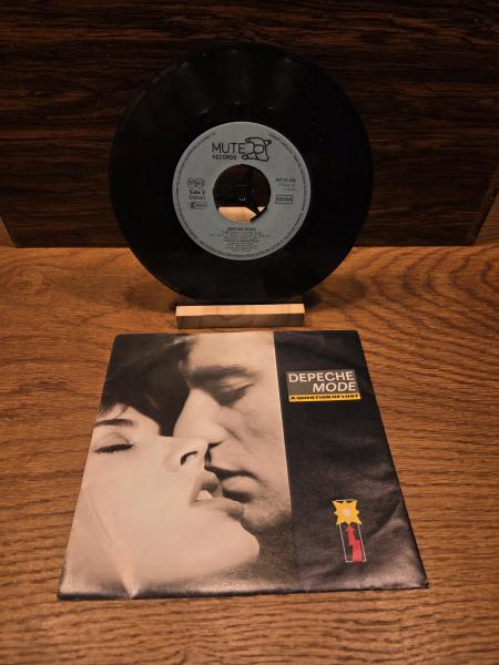 Depeche Mode – A Question Of Lust 1986 Mute Records INT 111.836 Mute 7 Bong 11 Deutsche Pressung VG+/VG+