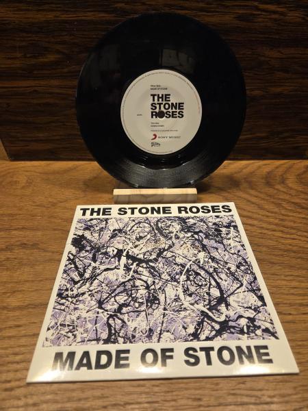 The Stone Roses ‎– Made Of Stone 2009  Silvertone Records ‎– 88697535877, Sony Music ‎– 88697535877, Rolling Stone ‎– 88697535877 Europäische Pressung NM/VG+