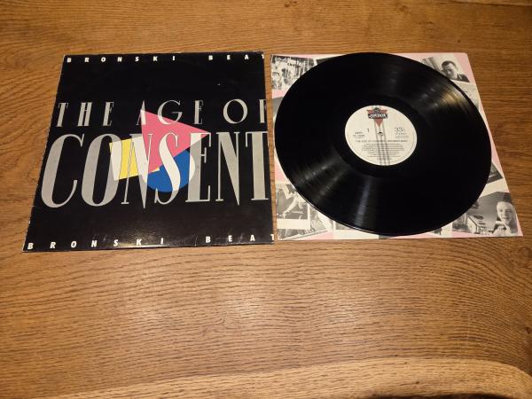 Bronski Beat The Age of Consent 1984 London Records – DL 13060 Griechische Pressung VG+/VG+