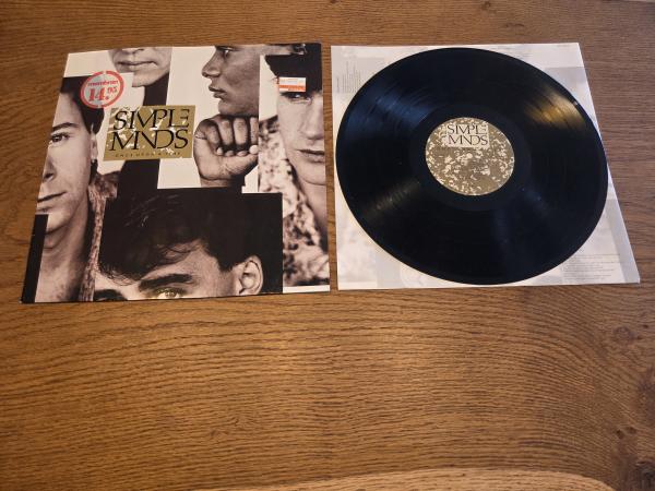 Simple Minds – Once Upon A Time 1985 Virgin – 207 350, Virgin – 207 350-630 Deutsche Pressung VG+/VG+