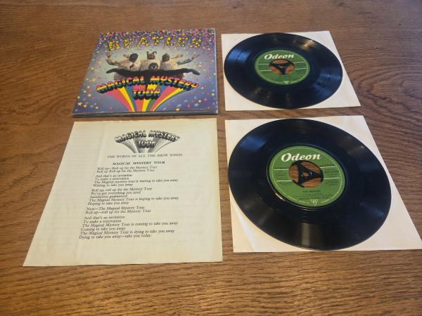 The Beatles – Magical Mystery Tour 1967 Odeon SMO 39501 2 x Vinyl, 7", 45 RPM, Mono Deutsche Pressung VG/VG+