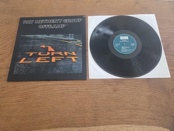 Pat Metheny Group – Offramp 1982 ECM Records – ECM 1216, ECM Records – 2301 216 Deutsche Pressung NM/VG+