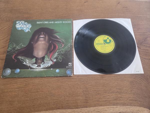 Eloy Silent Cries and Mighty Echoes 1979 EMI Electrola 1C 064-45269 Deutsche Pressung VG+/VG(Innencover minimal beschrieben)