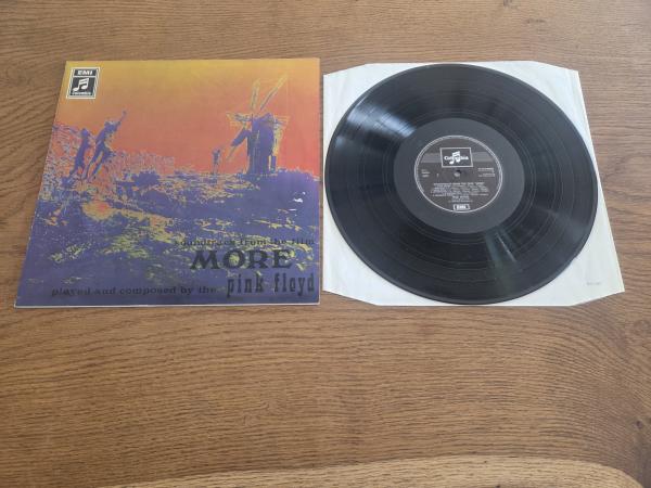 Pink Floyd – Soundtrack From The Film "More" 1969 Columbia – 7C 072-04096 1C 072-04 096 Schwedische Pressung VG+/VG+