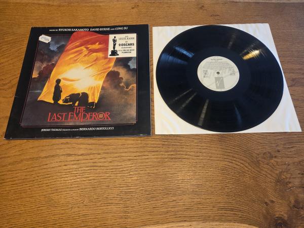 The Last Emperor Ryuichi Sakamoto, David Byrne And Cong Su 1987 Virgin – 208 749, Virgin – 208 749-630 Deutsche Pressung VG-/VG+