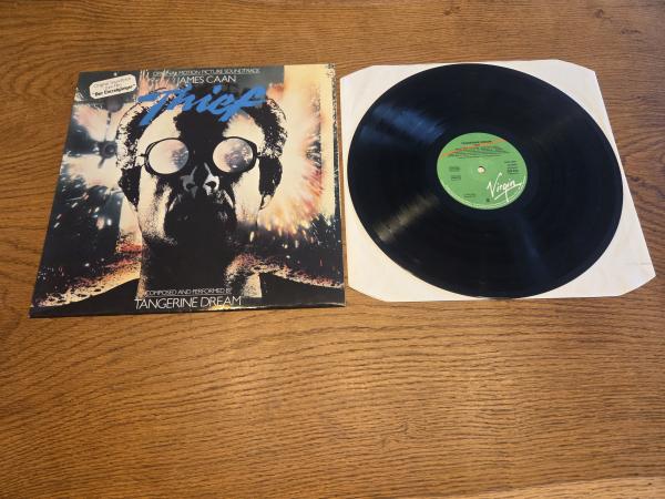 Tangerine Dream – Thief Original Motion Picture Soundtrack 1981 	Virgin – 203 472, Virgin – 203 472-320 Deutsche Pressung NM/VG+
