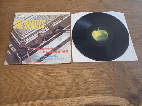 The Beatles – Please Please Me Apple Records – 1C 072-04 219, EMI Electrola – 1 C 072-04 219Europäische Pressung NM/VG+