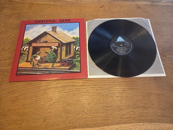 The Grateful Dead ‎– Terrapin Station 1977  Arista ‎– 1 C 064-99 306, EMI Electrola ‎– 1 C 064-99 306 Deutsche Pressung NM/VG+