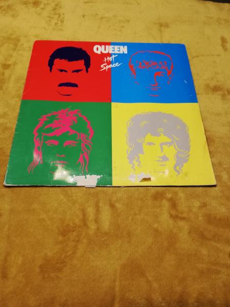 Queen Hot Space 1982 EMI 1A 064-64773 Holländische Pressung VG-/G+( Abriss auf Cover unten)