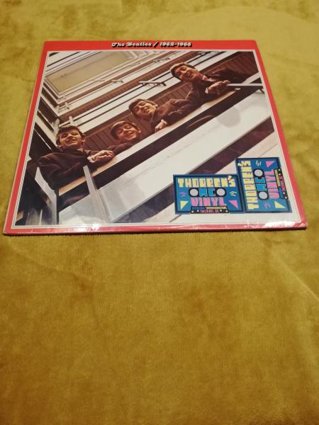 The Beatles 1962-1966 Apple Records PCSP 717 UK Pressung VG+/VG-(Initialen auf Cover und Platte überklebt)