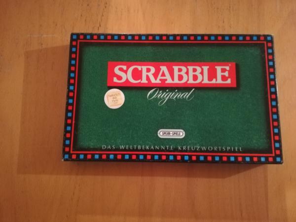 Scrabble Original Holzvarinte Jumbo komplett in sehr guten Zustand