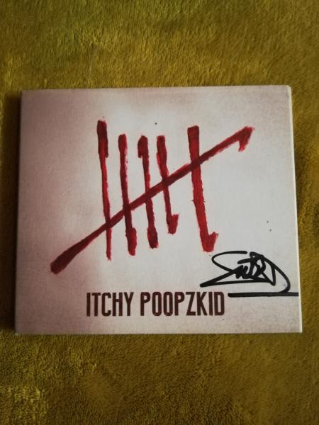 Itchy PoopZkid-Six 2015 im Pappschuber Findaway Records 006