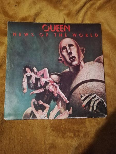 Queen News of the world 1977 EMI 8E 072 60033 Portugiesische Pressung VG+/VG-