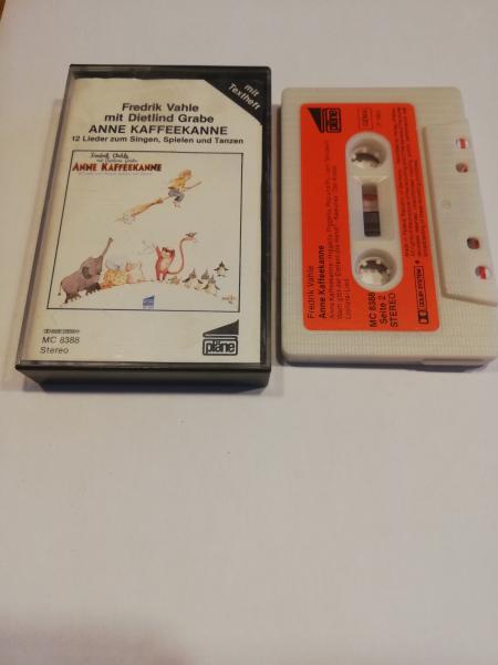 Anne Kaffeekanne Grau mit Roten Aufkleber MC 8388 Pläne