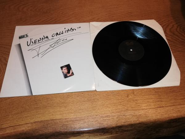Falco Vienna Calling Maxi 1985 Teldec 6.20484 AE Deutsche Pressung  VG+/VG+