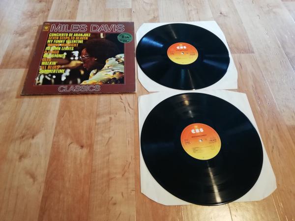 Miles Davis Classics 1975 CBS 88138 Doppel LP Holländische Pressung NM/VG