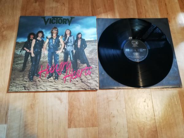 Victory Hungry Hearts 1987 Metronome 833380-1 Deutsche Pressung NM/NM
