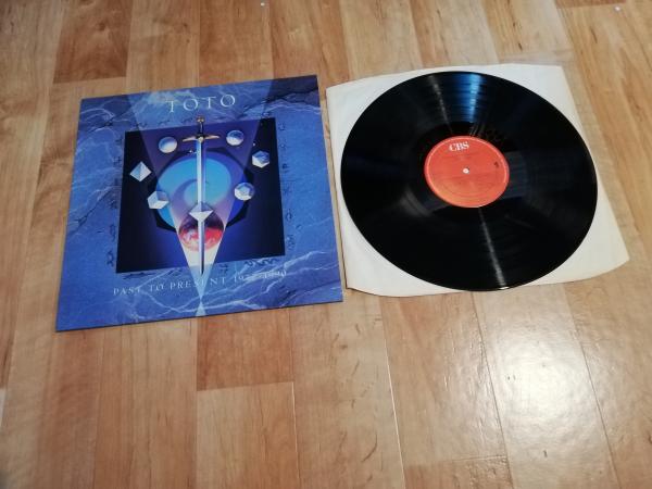 Toto Past to Present 1977-1990 von 1990 CBS 465998-1 Holländische Pressung VG/VG+
