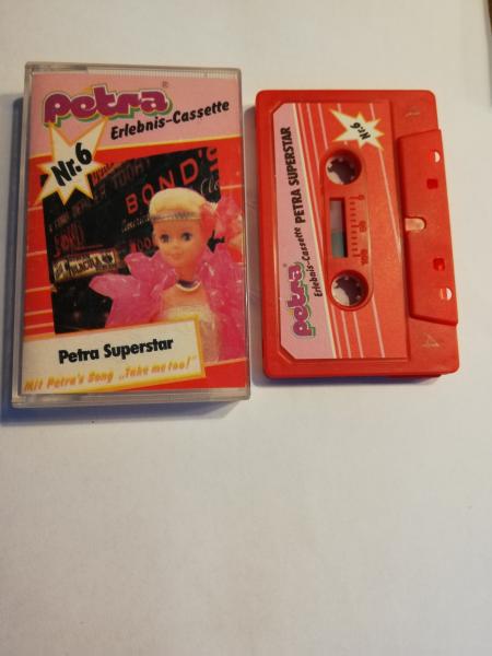 Petra Folge 6 Petra Superstar Rot mit Rosa Aufkleber