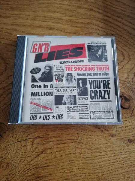 Guns N' Roses – G N' R Lies 1988 Geffen Records – GED 24198, Uzi Suicide Records – GEFD 24198 Europäische Auflage