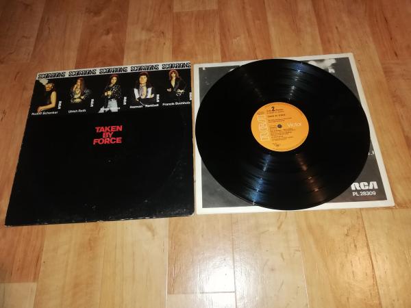 Scorpions-Taken by Force 1977 RCA Victor PL 28309 Deutsche Pressung VG/VG-
