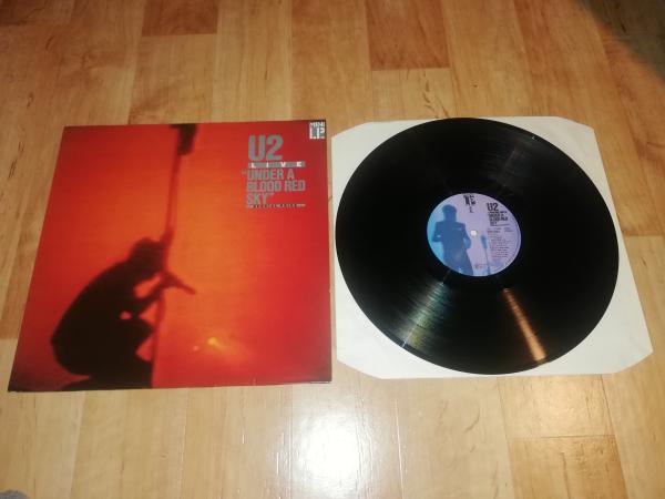 U2 Live under a blood red sky 1983 Island Records 205904-270 Deutsche Pressung VG/VG+