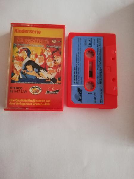 Schneewittchen Rot mit Blauen Aufkleber 48547 UW Maritim