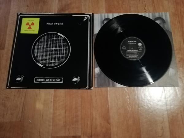 Kraftwerk Radio-Aktivität 1975 EMI Electrola 1C064-82087 Deutsche Pressung VG/VG+
