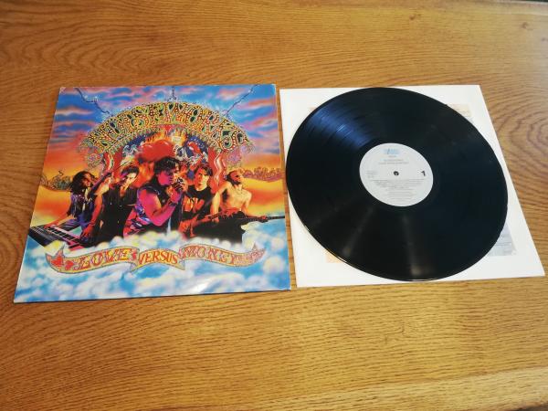 Noiseworks Love versus Money 1991 Epic 468447 1 Holländische Pressung NM/VG+